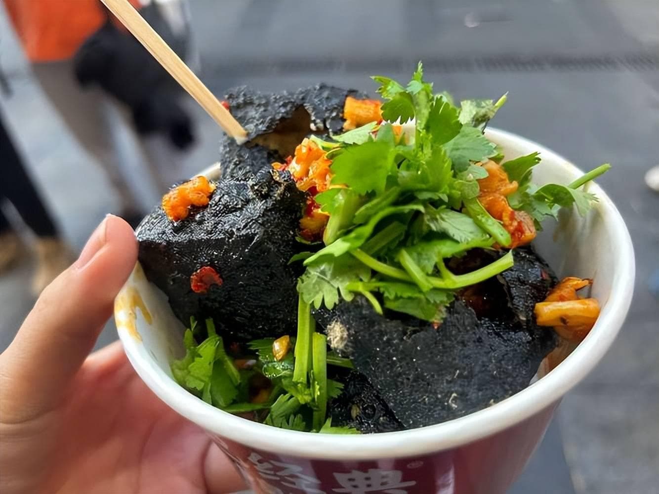 长沙美食打卡指南：旅游必吃十大美食排行榜，品火辣鲜香星城味