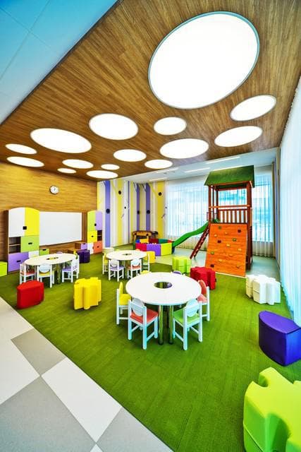 最近2年有2万所幼儿园倒闭 少子化影响烧得这么快？
