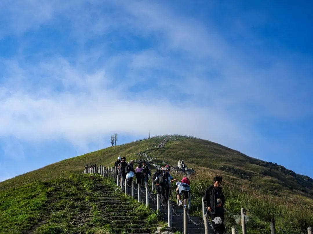 武功山徒步路线全攻略：两天一夜正穿路线及多条特色路线推荐