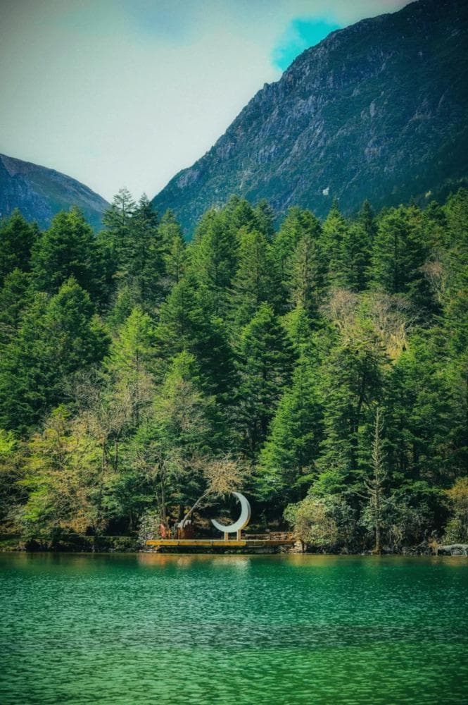 康定情歌（木格措）风景区：《康定情歌》发源地的自然人文之美