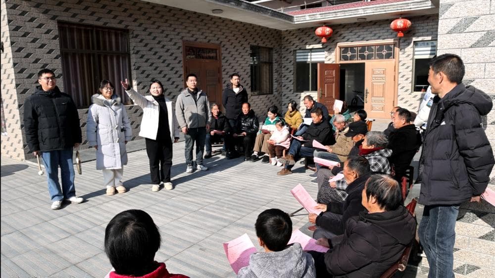 湖北通城：用"三句半"宣讲移风易俗，让文明新风入脑入心