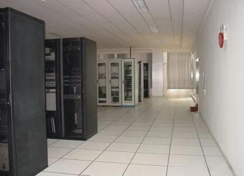 智能化机房建设方案：提升数据中心运营效率与管理水平
