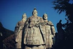 枇杷和琵琶有什么关系？为什么读音会是一样？历史