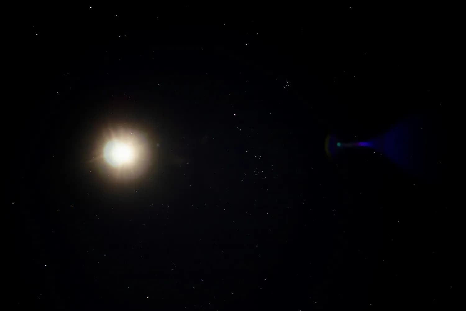 天狼星：夜空中最亮的双星传奇