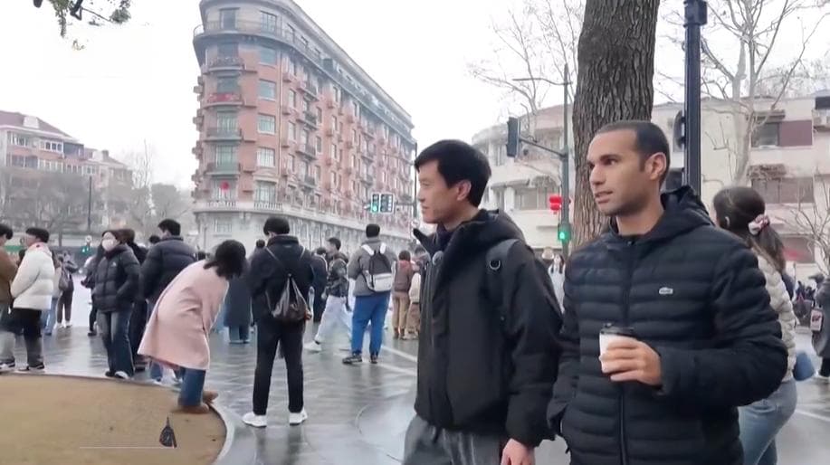 更多年轻人尝试就业新选择 将长处和热爱发挥到极致
