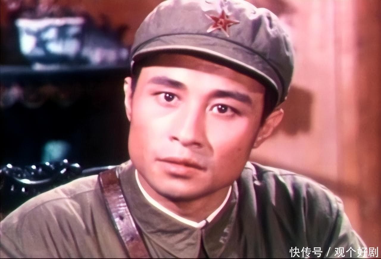 王心刚：堪称一代人的男神，与初恋相伴到老，88岁生活非常幸福