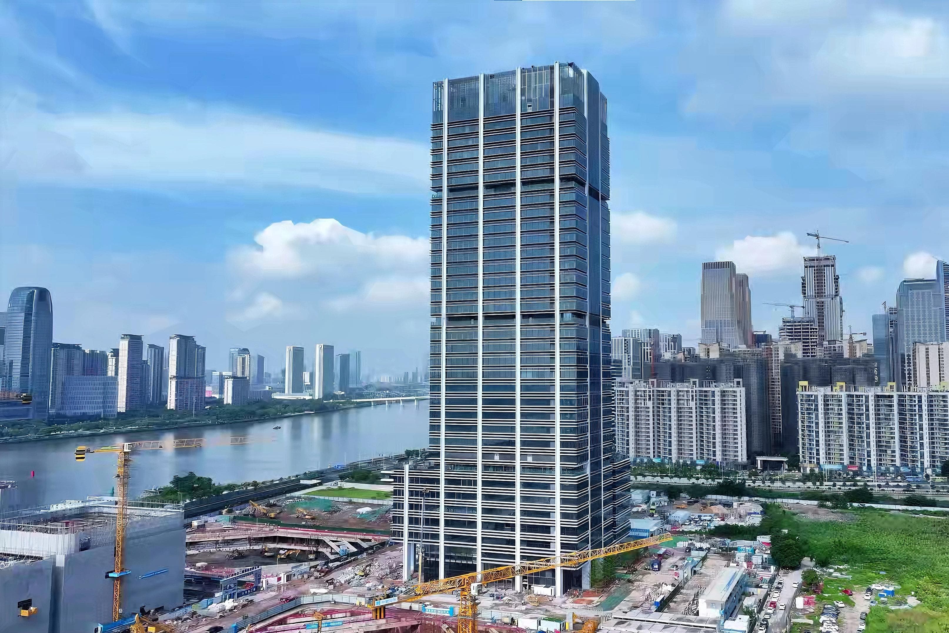 全国首座超高层金级碳中和建筑亮相中国建筑科技展