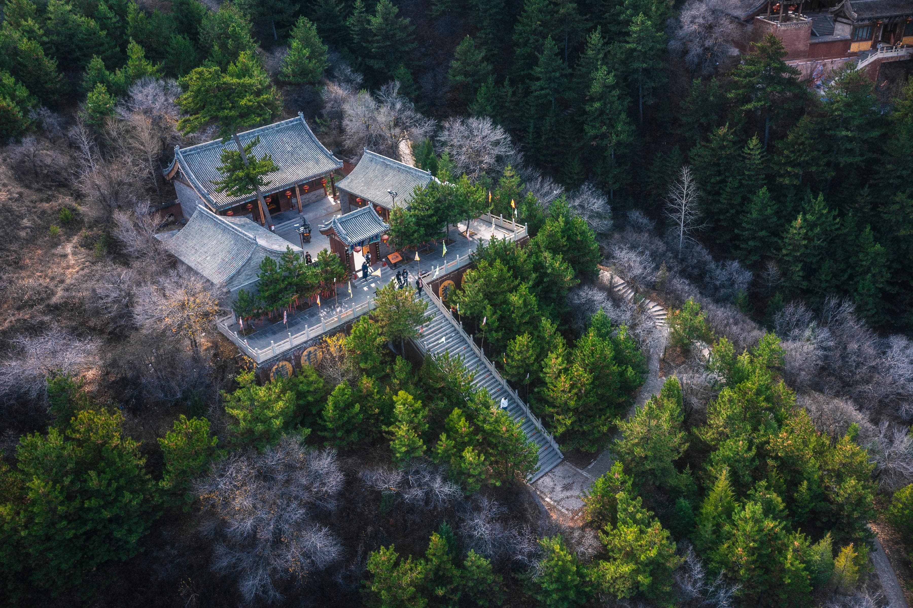 冬日邂逅山西静乐天柱山