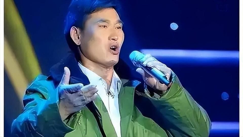 对话将网暴者告上法庭的"大衣哥"：故土难离只愿过正常生活