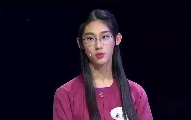 武亦姝：从诗词大会冠军到清华才女