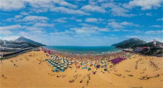 四十载沿海开放新篇章 连岛旅游谱华章