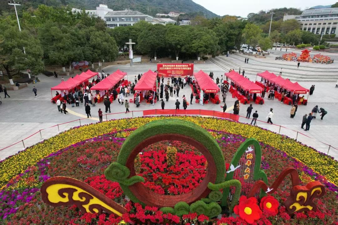 AI求职体验亮相莆田新春首场招聘会