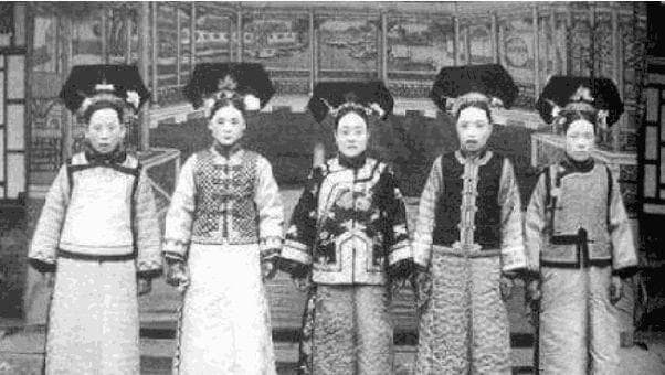 清朝覆灭后，宫女为何不能嫁人？原因令人唏嘘