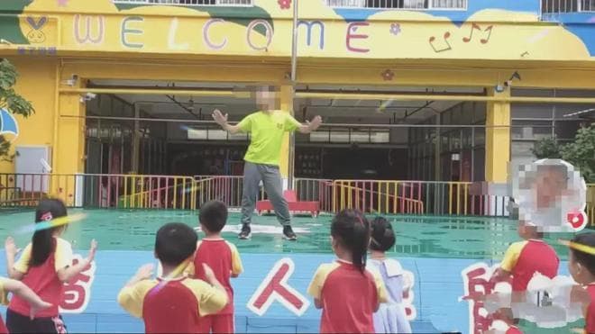 《大香蕉》走红校园引争议：儿童歌曲如何守住底线？
