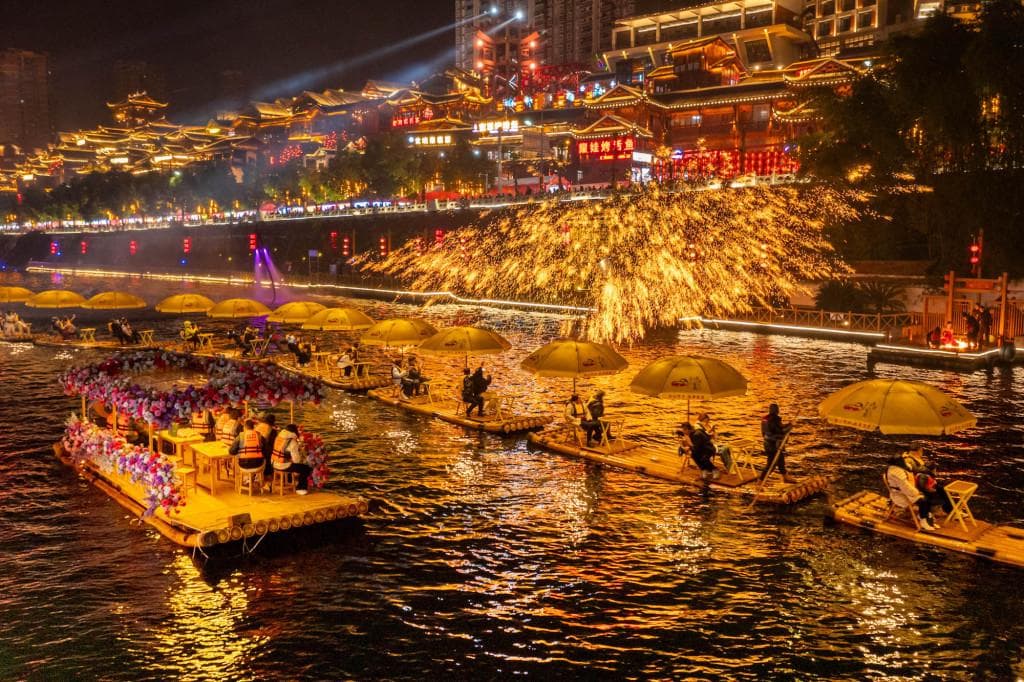 打铁花：民间艺术的炫目盛宴