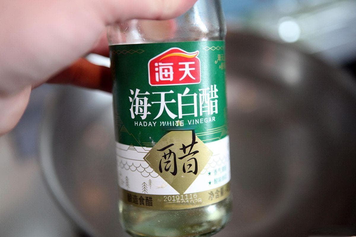 水壶水龙头有水垢？白醋清洁法帮你轻松解决