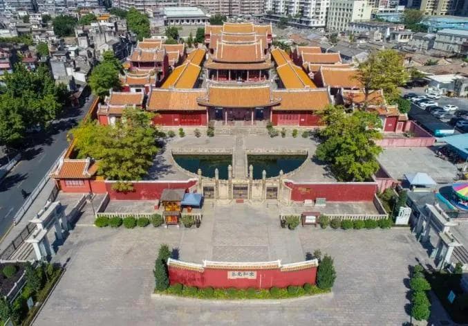 揭阳，欣欣向“榕”