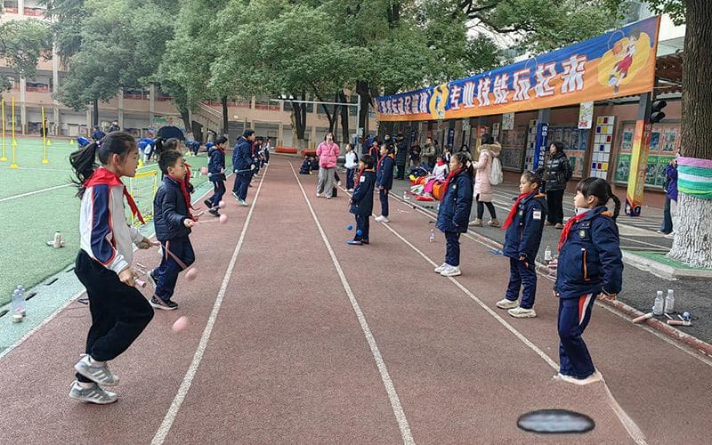 武漢：中小學從“成績優先”向“健康優先”回歸