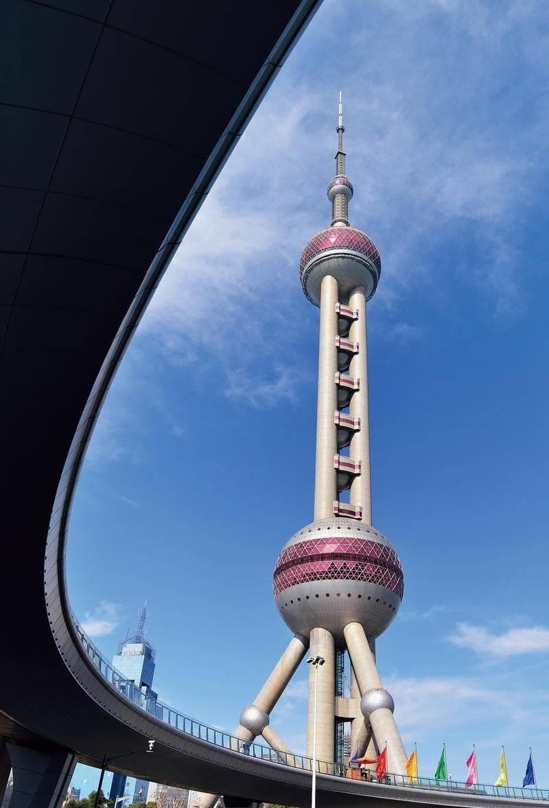璀璨明珠，照亮上海天际线——东方明珠塔印象