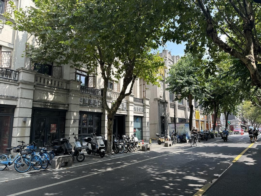 家住解放路·温州丨中国第一号个体户诞生地：从古道老巷到繁华地标
