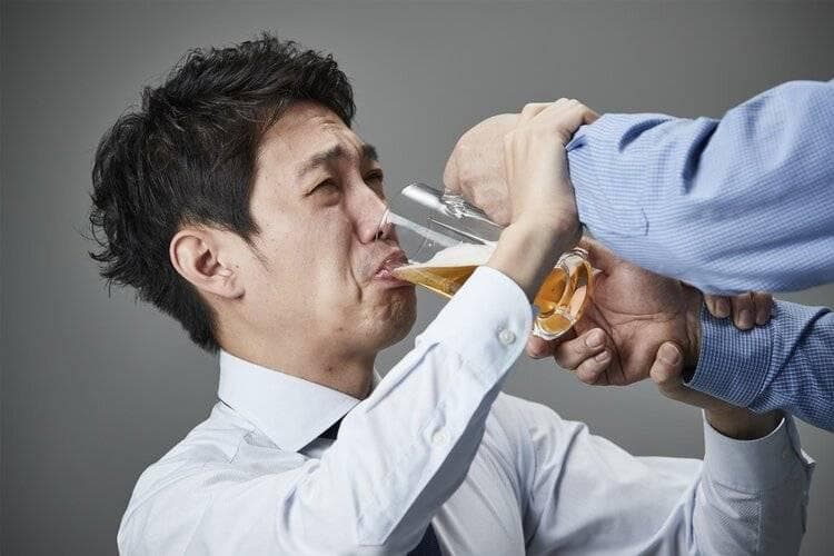 头孢配酒，说走就走！除了头孢，这5类药也别沾酒，你了解吗？