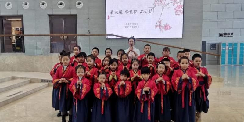 云南腾冲和顺古镇旅游攻略：小瑞士般的民族风情与自然美景