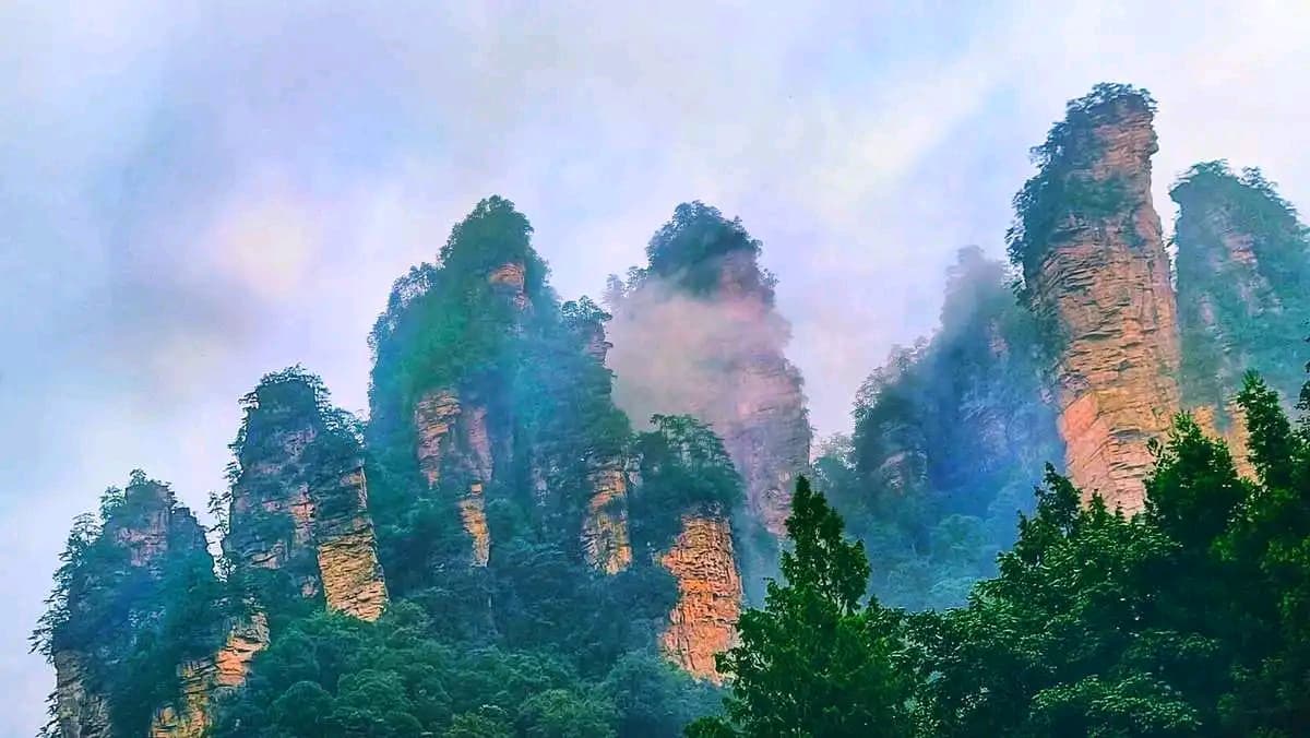 五指山脉：海南岛的“天然空调”