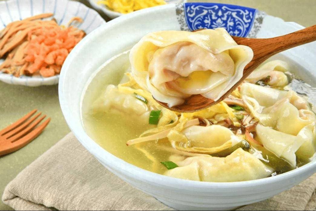 馄饨要想好吃，关键在于调馅，切记多放这2样，鲜香油润更多汁