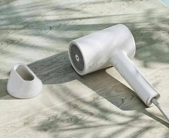 吹风机的使用年限及长期使用可能带来的用电隐患