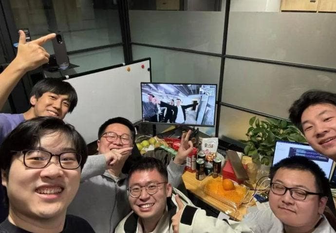 manus这颗子弹需要再飞一会