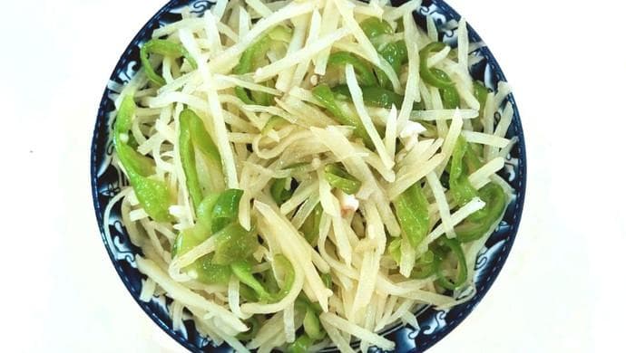 青椒土豆丝（厨艺版，超简单）