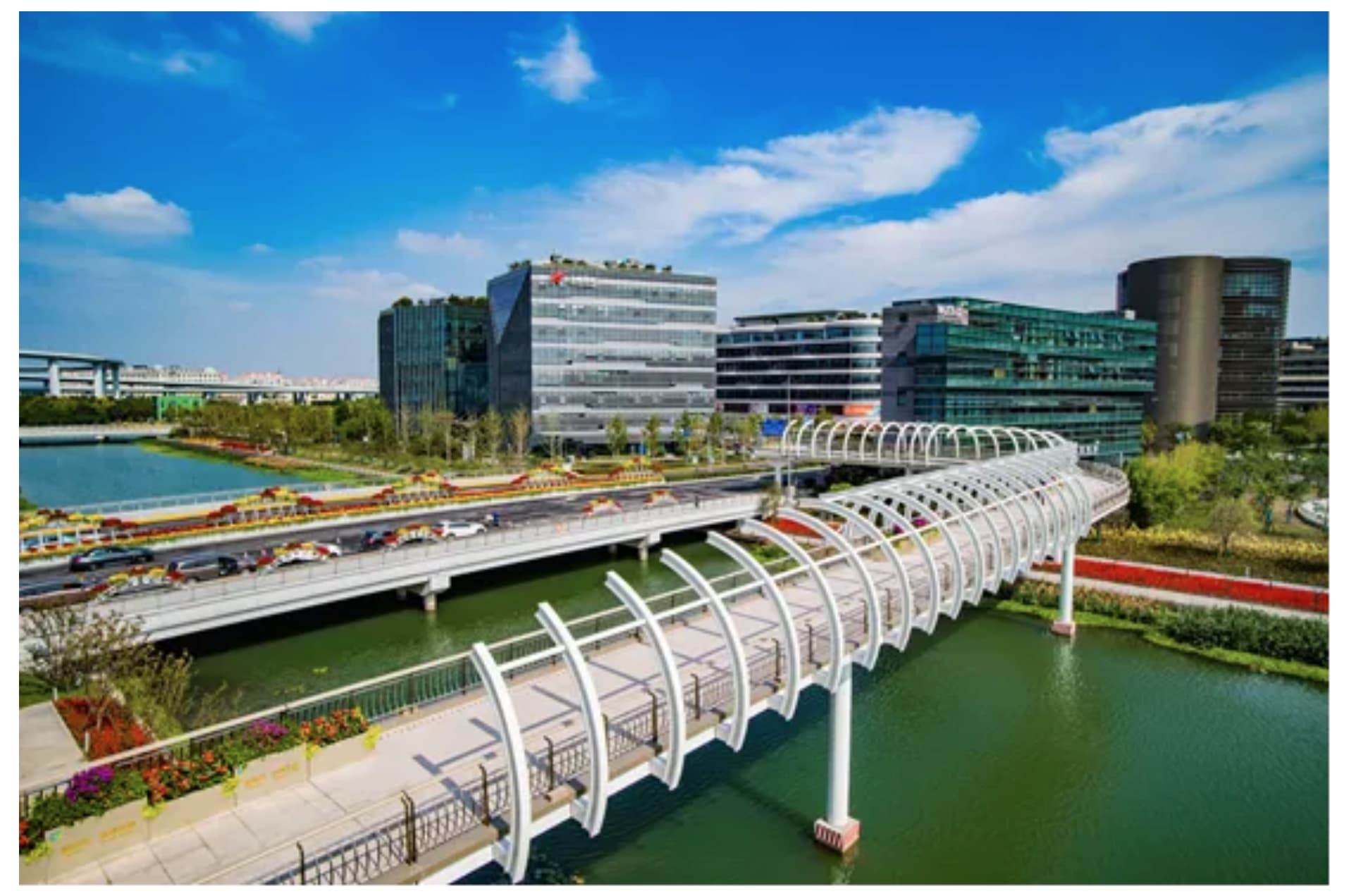 从"文明城区创建"到"城区文明建设"：上海闵行打造幸福城区的实践