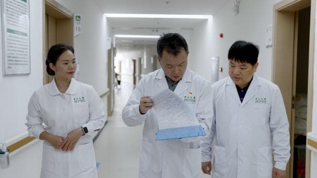 退役军人姚麟：戎装换白衣 开启医疗新征程
