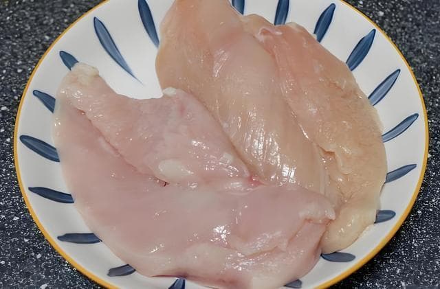 三鲜汤制作全攻略：选材、火候到成品，大厨级的美味秘诀