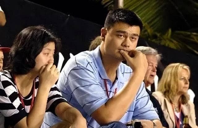 姚明NBA生涯：短暂而辉煌