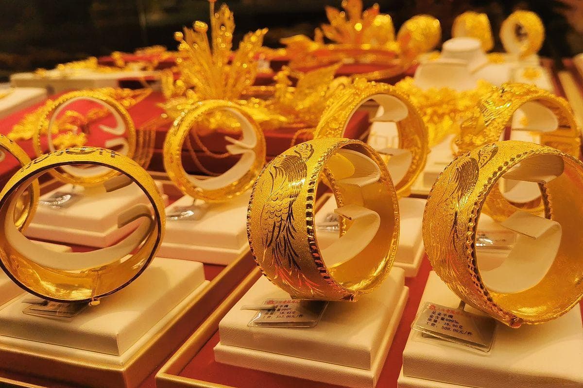 黄金可以每天戴着洗澡吗？以下几点要注意