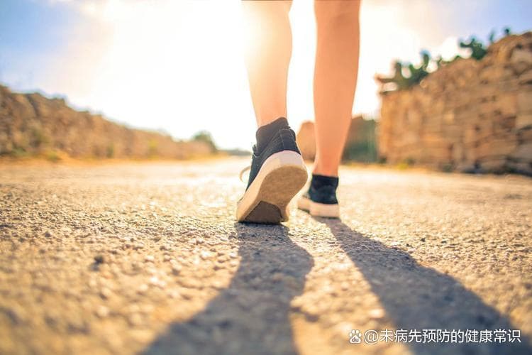 让走路更舒服，看看如何选择鞋子，缓解脚部疲劳