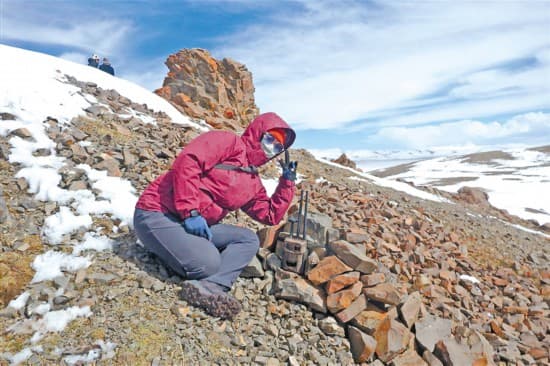 守护雪豹，共建人与自然和谐共生美丽家园