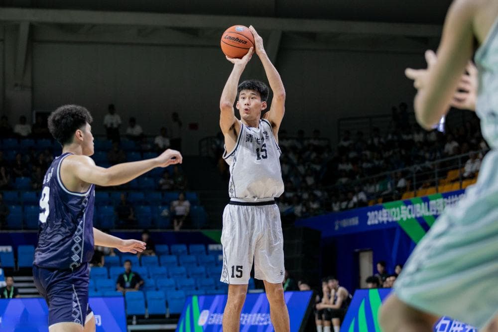 清华大学男篮夺冠，陈磊：大学球队首要任务是育人