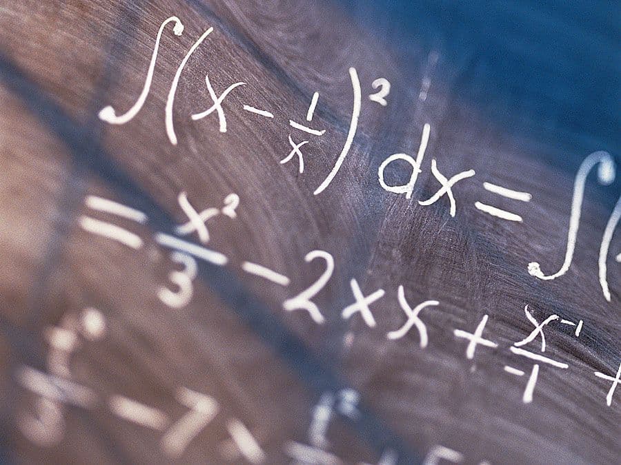 奥古斯都·德摩根：英国数学家与逻辑学家的生平与贡献