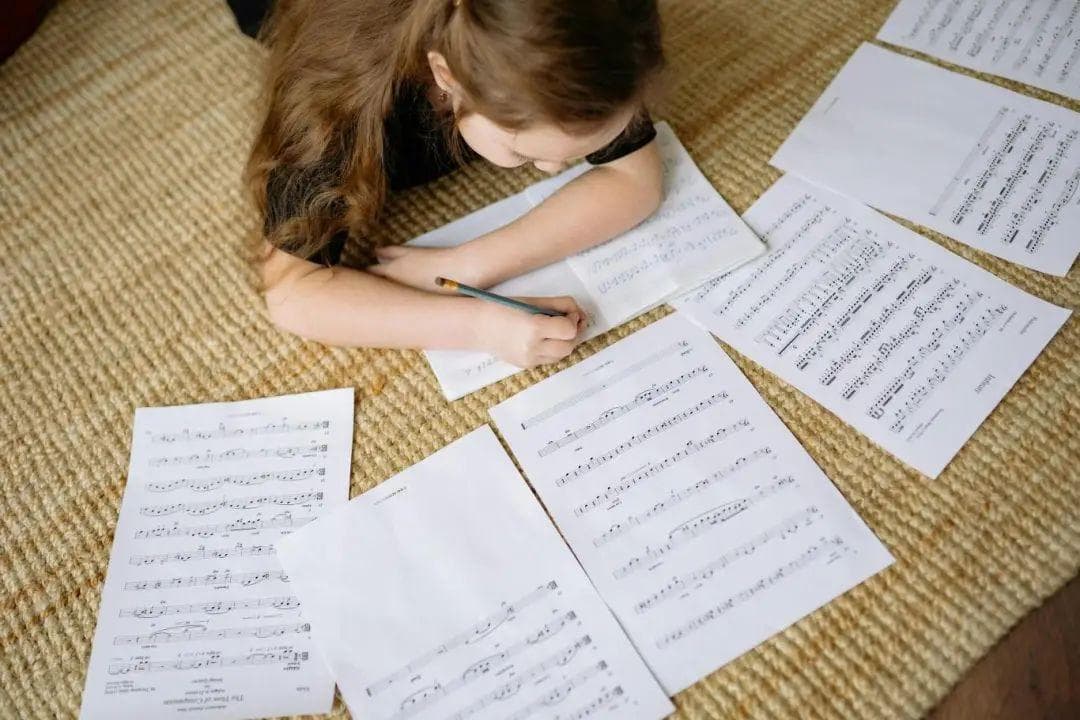 四步科学练琴法：从读谱到贯通，轻松掌握钢琴新曲