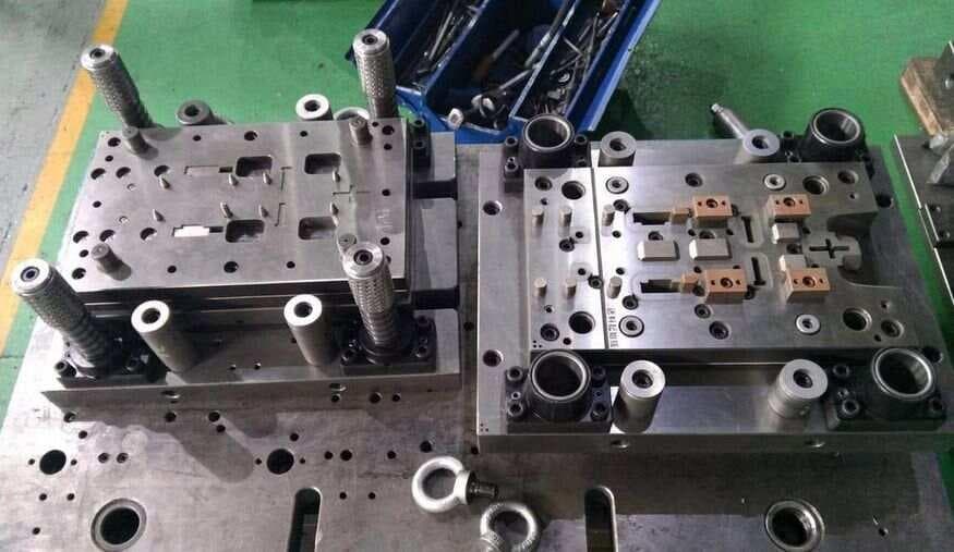 降低汽车冲压模具成本的七大措施