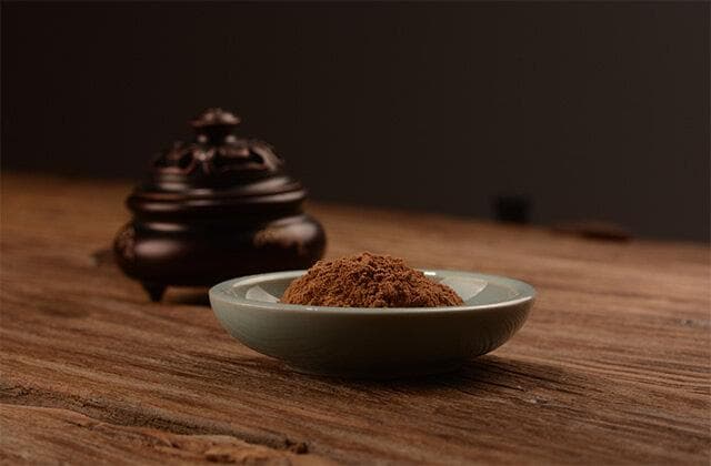 沉香粉的功效与作用及使用方法详解