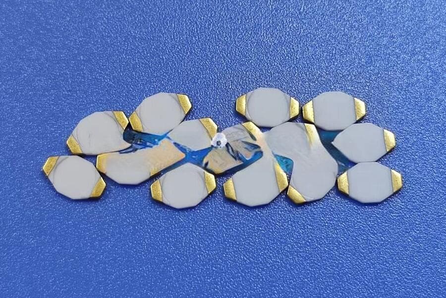 电力行业中的玻璃绝缘子镀金技术：提升安全与效率的双重保障