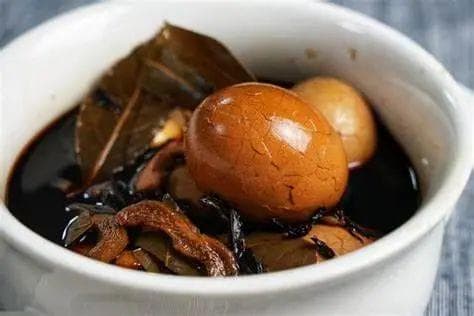 茶叶蛋制作全攻略：从选材到卤制，详解入味又好吃的秘诀