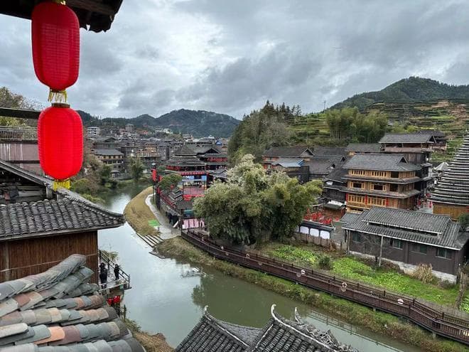 交大“老友青年”：搭建“文化互哺”的代际桥梁