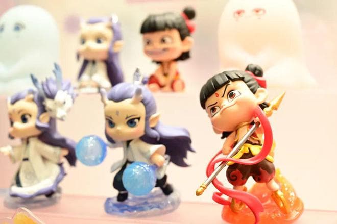 《哪吒之魔童闹海》衍生品热销，影视IP产业化开发迎来新机遇