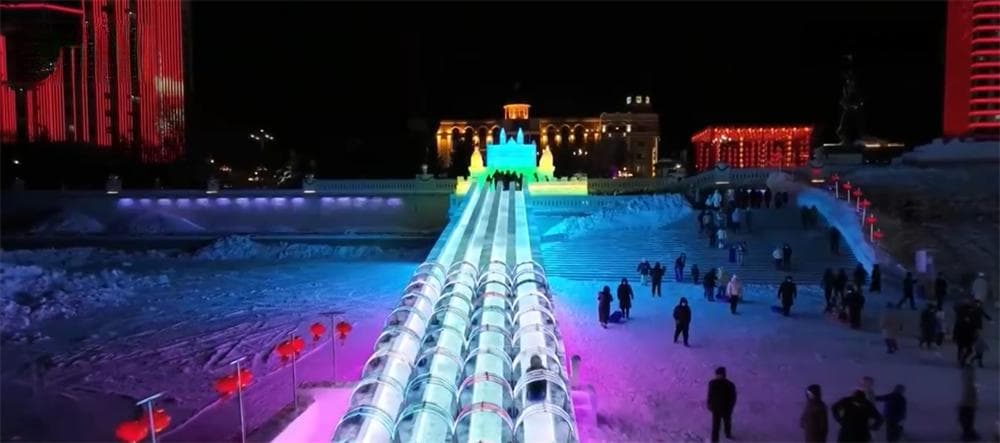 大江南北“热”度非凡 冰雪旅游持续升温刷新经济新活力