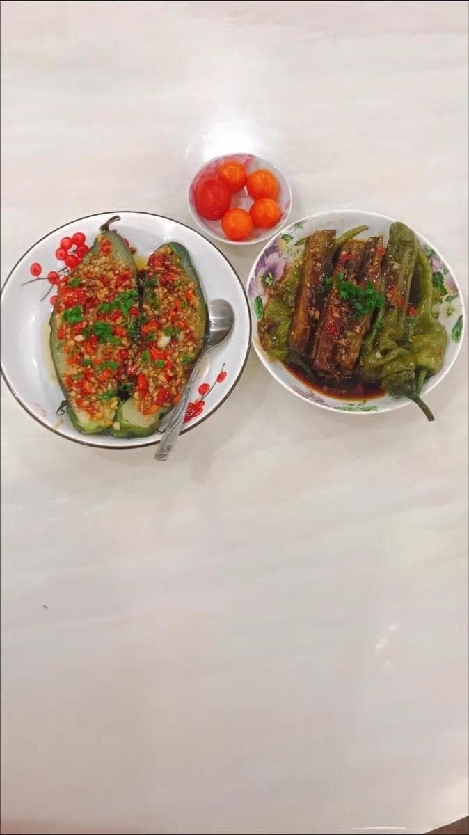 长条茄子这样做最香：不油炸的家常烧茄子