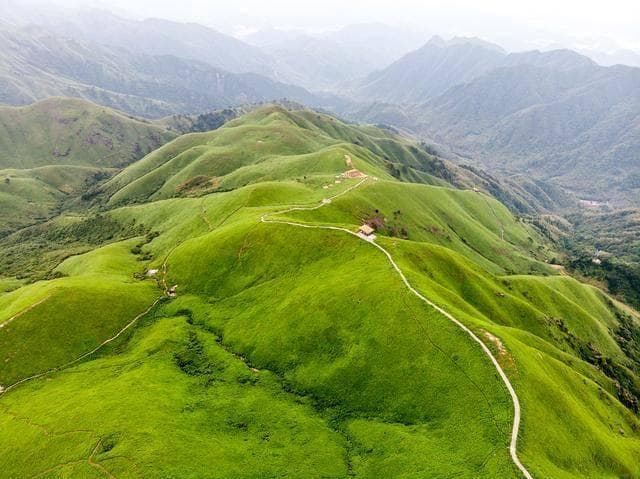 武功山风景区，入冬2日游攻略：邂逅冰雪奇缘，探索云端仙境